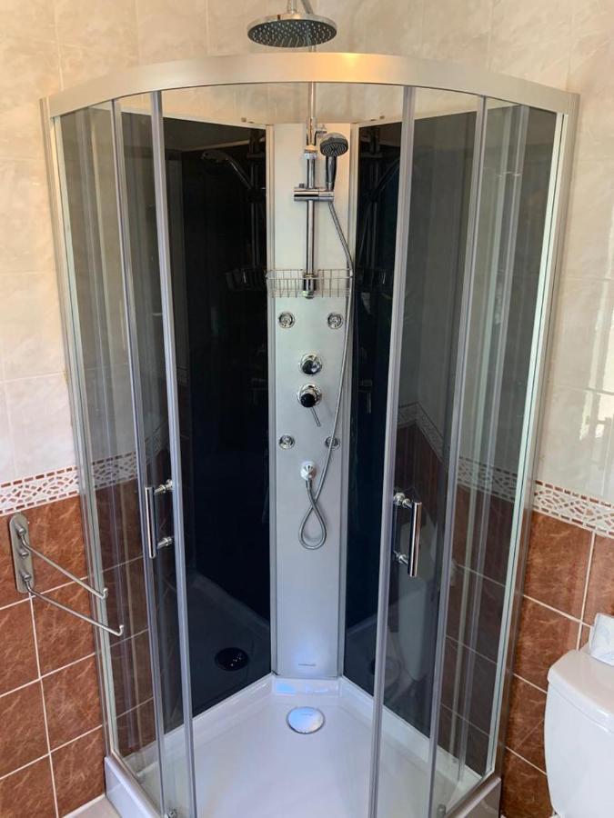 Le Jardin Des Hirondelles Bed & Breakfast Blanzaguet-Saint-Cybard Exterior foto